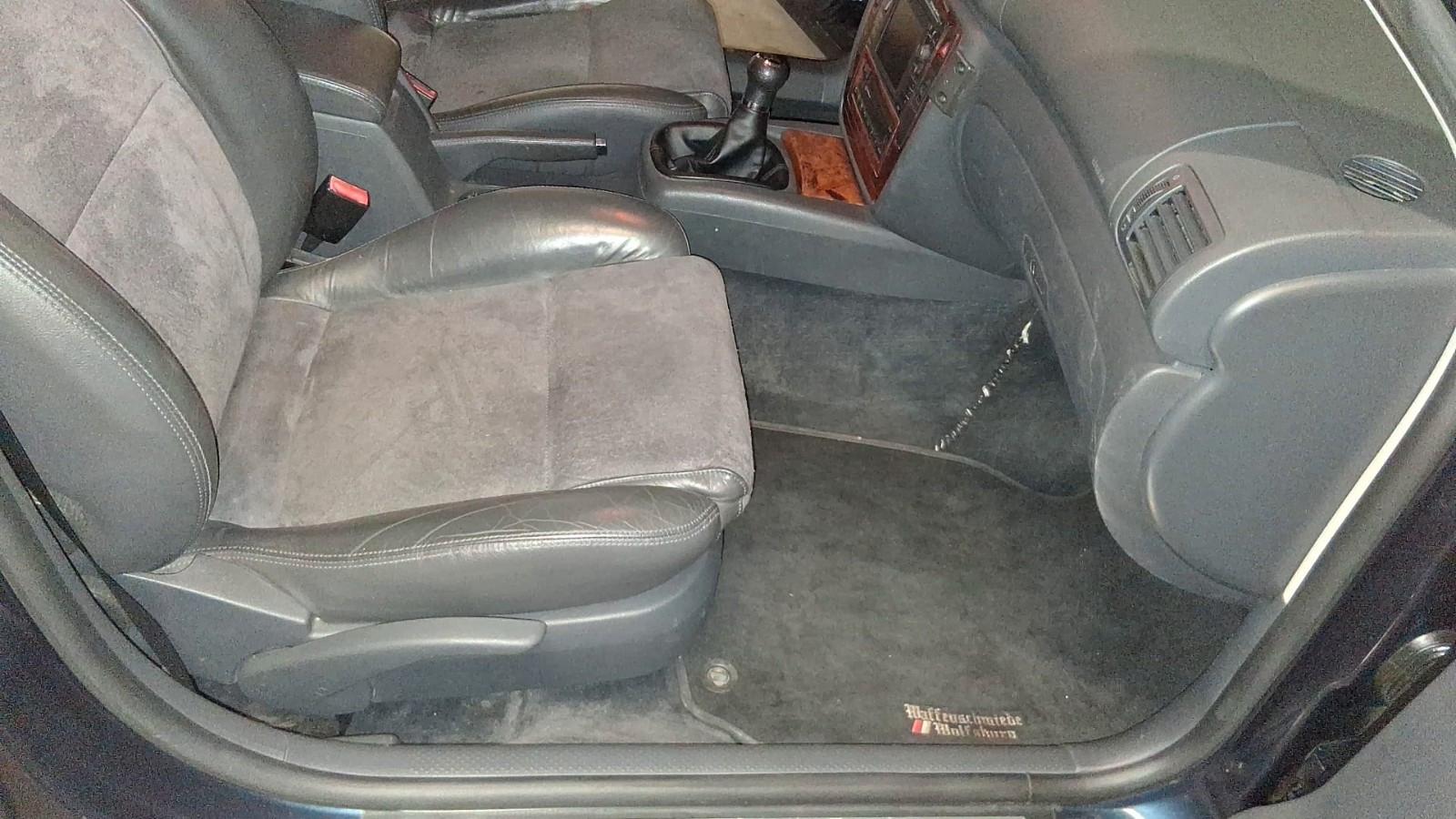 Volkswagen Passat 2004 — photo 11