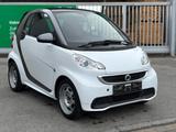 Smart ForTwo Micro Hybrid Drive 52 kW  Pano Tüv Neu - Smart Gebrauchtwagen in Nürnberg