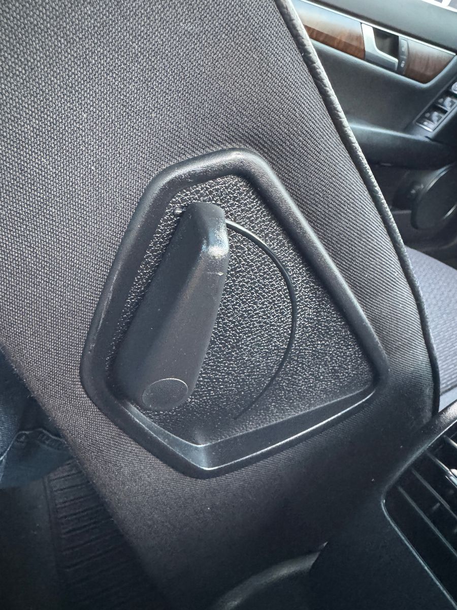 Fahrzeugabbildung Mercedes-Benz C 200 BE 7GT ELEGANCE NAVI ILS AHK SPORT 18 ALU