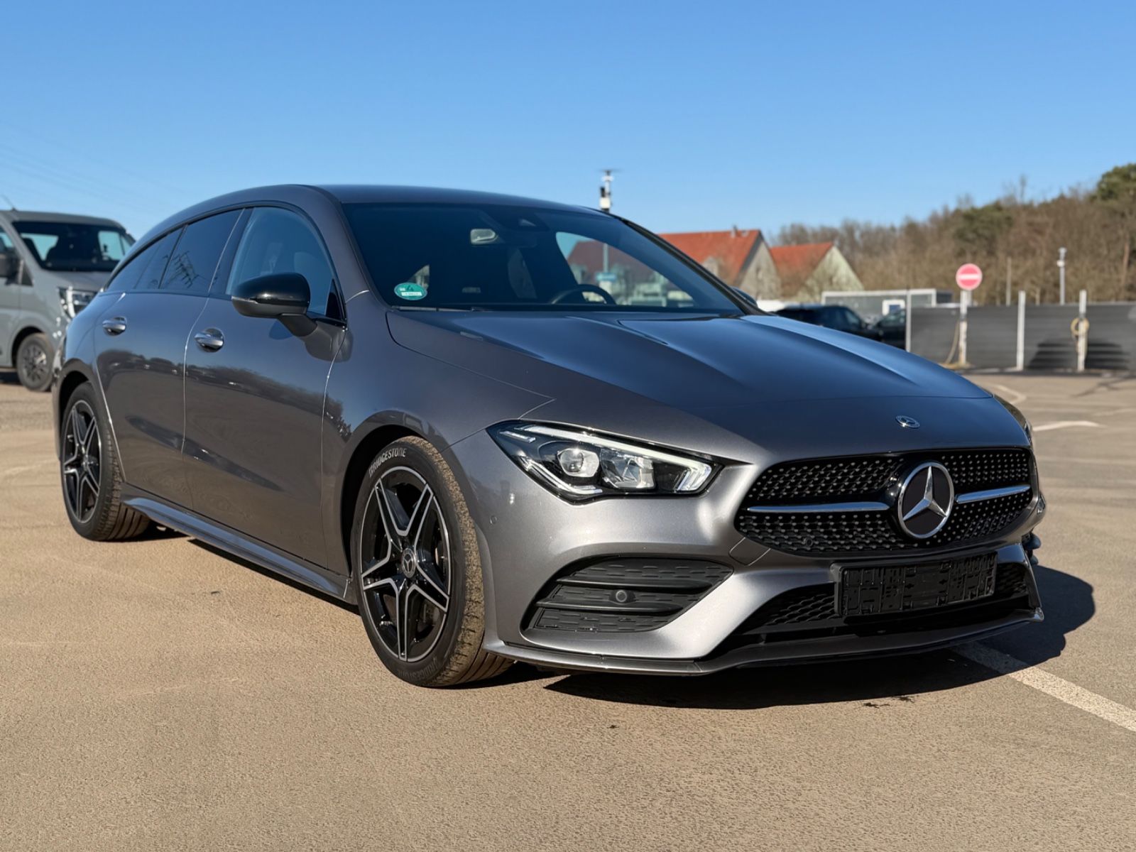 Mercedes-Benz CLA 200 Shooting Brake imagem 3