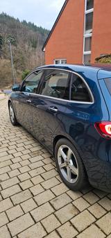 Mercedes-Benz B 250 4MATIC DCT - - Mercedes-Benz B 250: 4matic