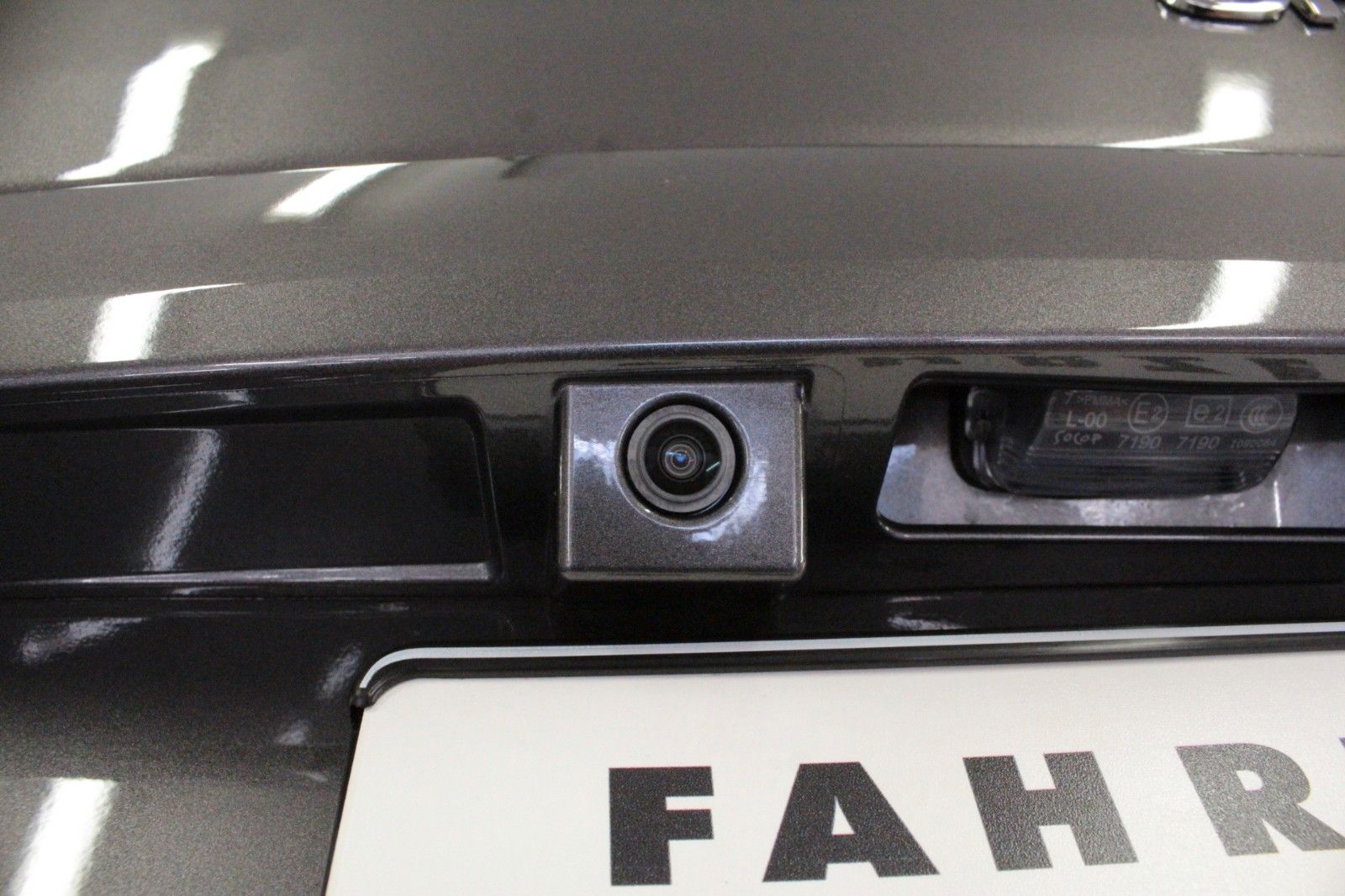 Fahrzeugabbildung Citroën Berlingo Kombi , 1.2 PureTech 110 2  Schiebtüren