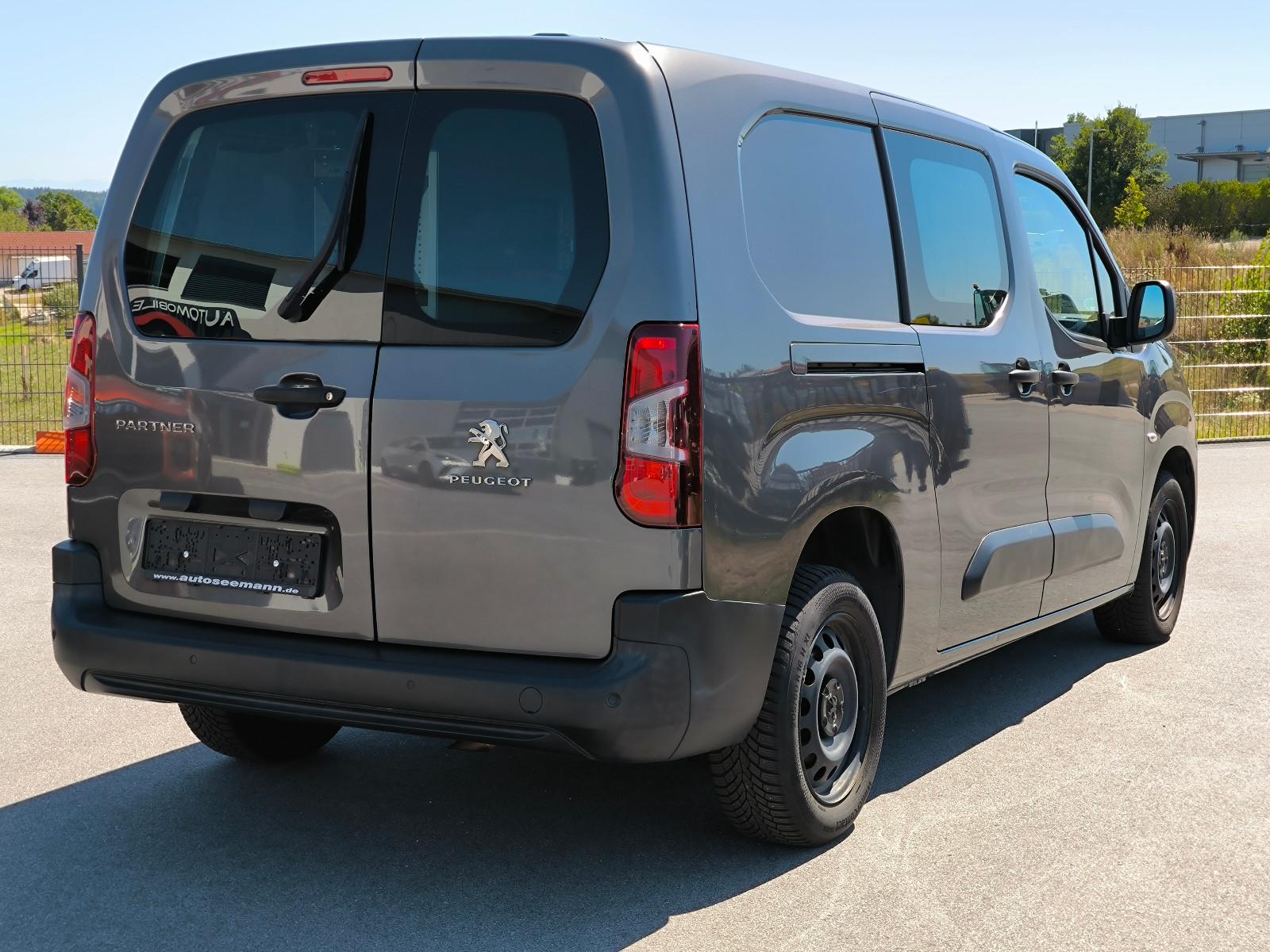 Peugeot Partner Premium L2 1.5 HDI*Navi*SHZG*PDC*Tempo