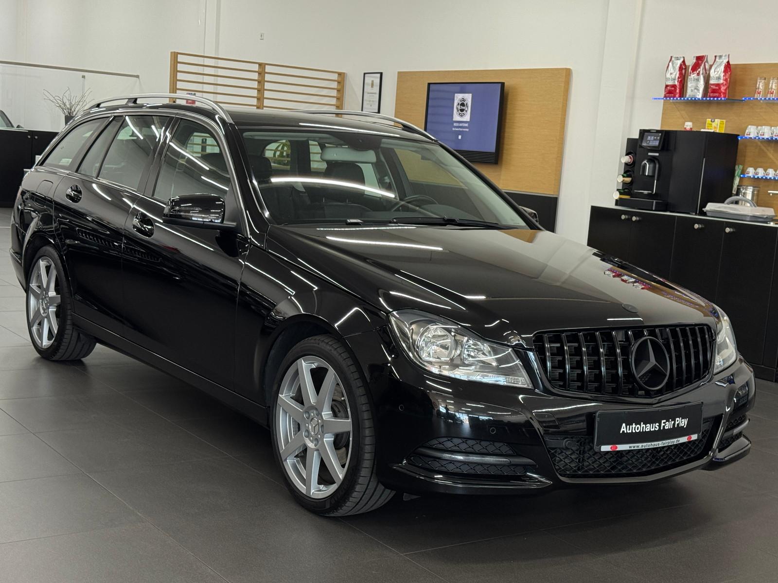 Mercedes-Benz C 180 T-Modell Avantg. NAVI/U-FREI/MB SERVICE!