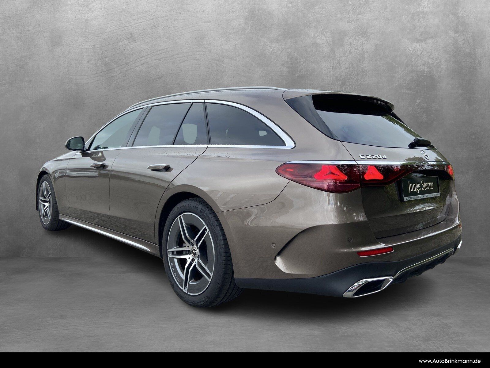 Mercedes-Benz E 220 d T AMG-LINE AHK DISTRONIC LED KAMERA TOTW foto 4