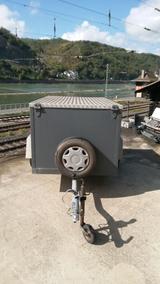 Andere LAU PEIGEN -Anhänger Geschlossen