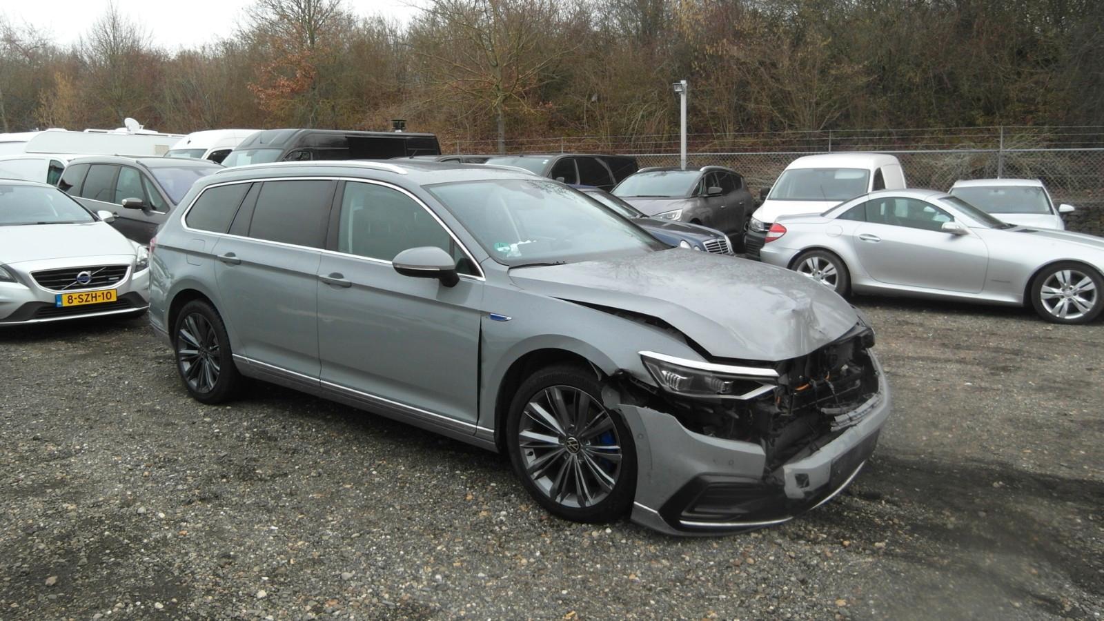 Volkswagen Passat Variant GTE  NAVI  PANORAMA