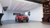 Audi Q2 sport*AHK *SHZ*PDC*Bluetooth* USB - : Geländewagen, Us