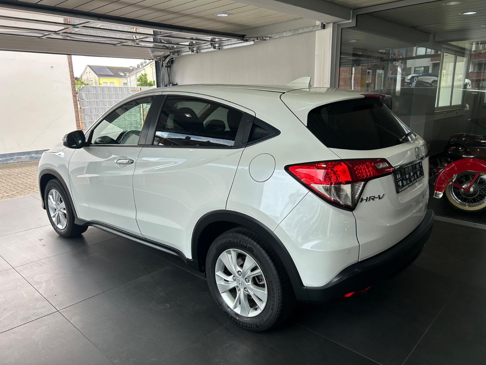 HONDA HR-V 1.5 I-VTEC 131CH - ELEGANCE - GPS - CAMÉRA - 1ERE MAIN - HISTORIQUE ENTRETIEN COMPLET