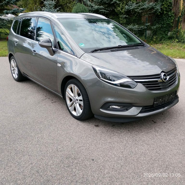 Image of Opel Zafira Tourer
