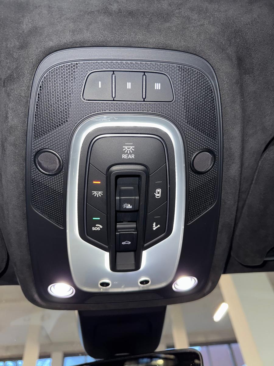 Audi Q7 3.0 TDI QUATTRO 3X S-LINE VOLLAUSTATTUNG 21´