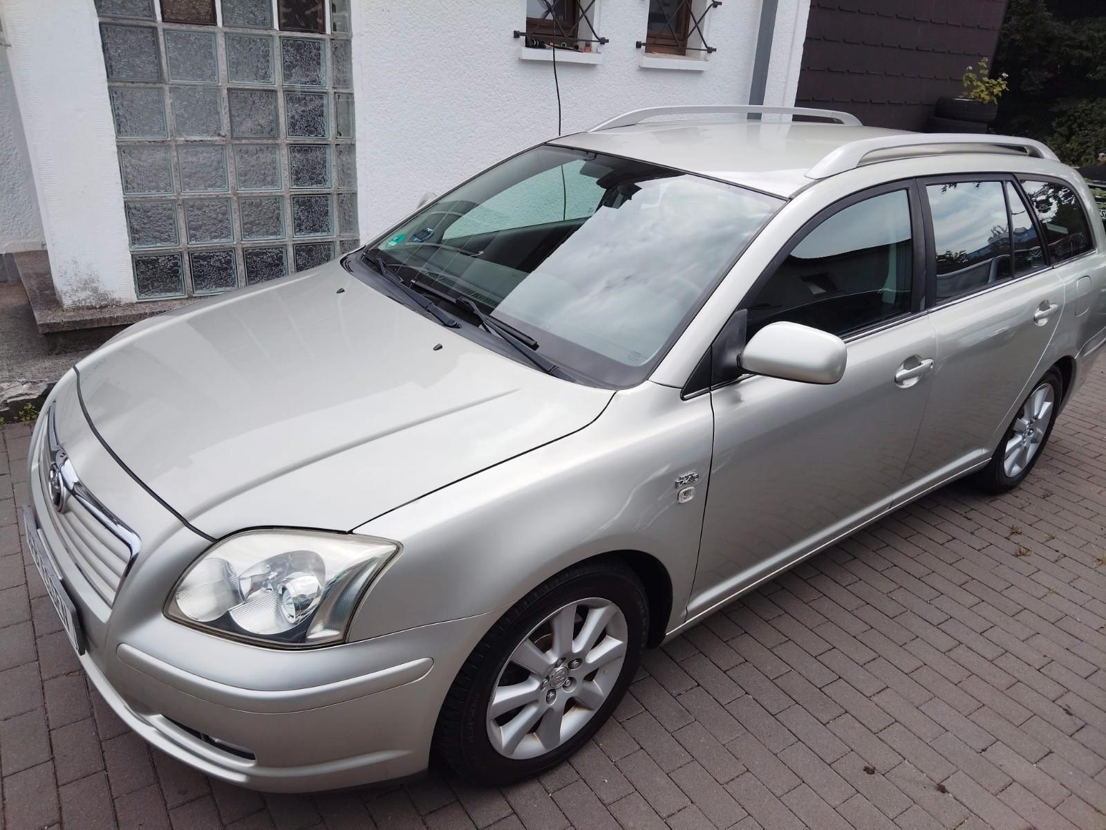 Toyota Avensis 2004 — photo 7