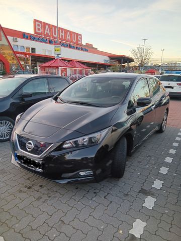 Nissan Leaf 150 PS 39KWH Acenta Acenta