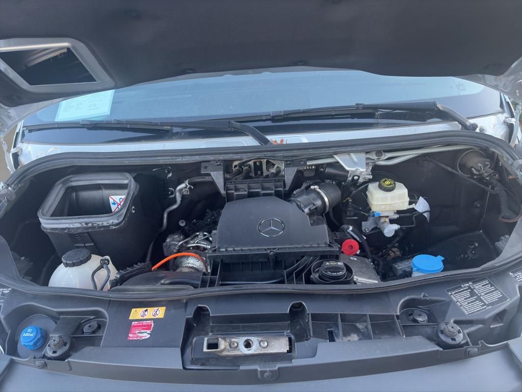 Fahrzeugabbildung Mercedes-Benz Sprinter 311 CDI Pritsche Standard AHK*KlimaA