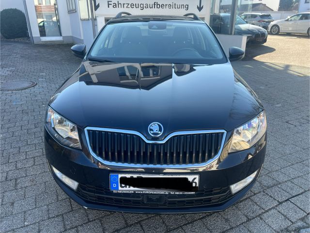 Skoda Octavia Combi Ambition