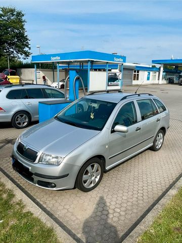 Skoda Fabia Combi 1.4 16V Ambiente Automatik Ambiente