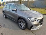 Mercedes-Benz GLA 35 AMG 4Matic*Distronic*Kamera*Memory*Panora - Mercedes-Benz GLA 35 AMG aus 2021