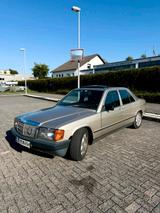 Mercedes-Benz Daimler Benz 190E W201 - Mercedes-Benz 190 aus 1986 mit Diesel-Antrieb