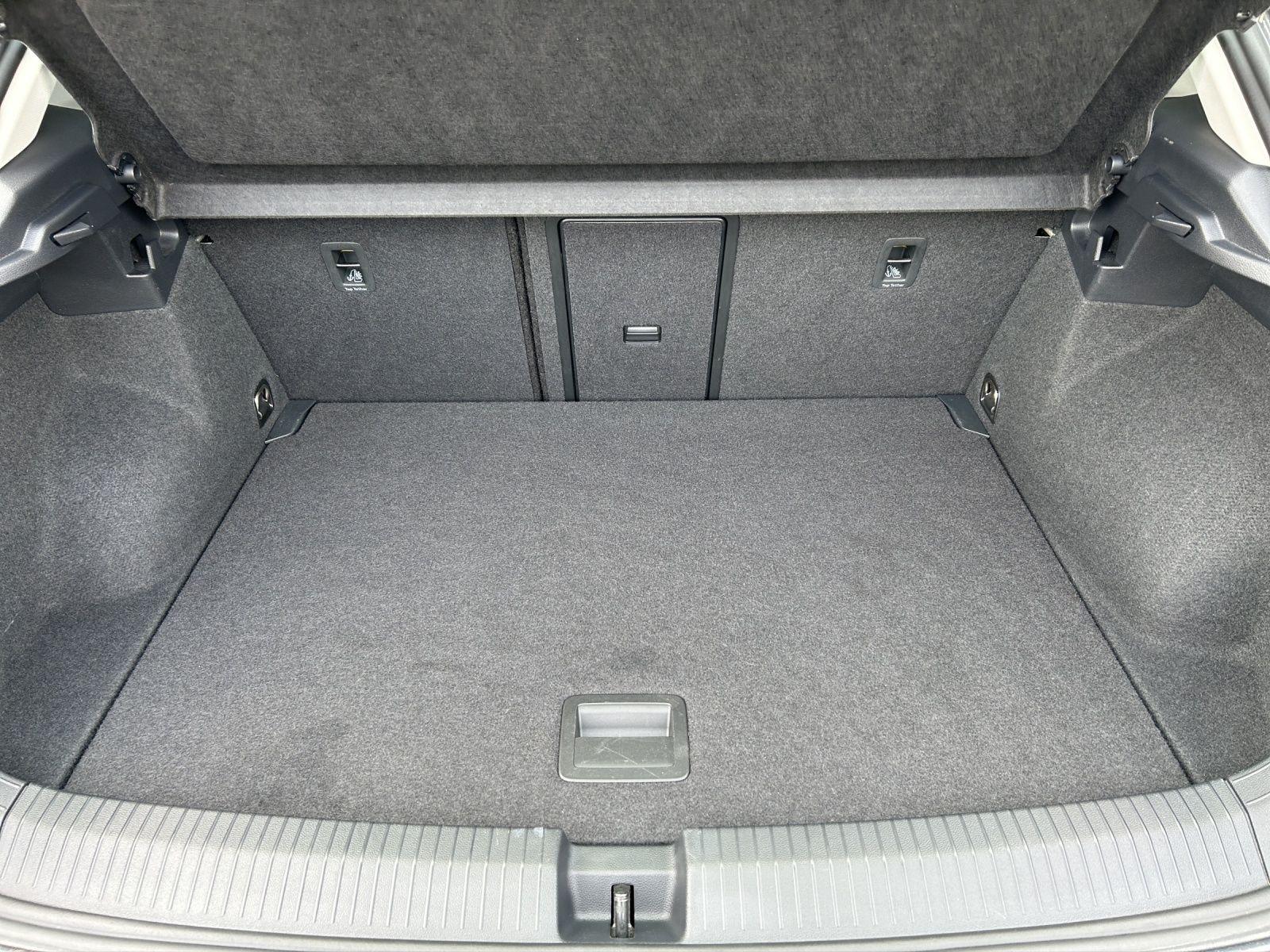 Volkswagen T-Roc Style 1.5 TSI DSG*NAVI*PANO*IQ.LIGHT*IQ.DR, миниатюра 11