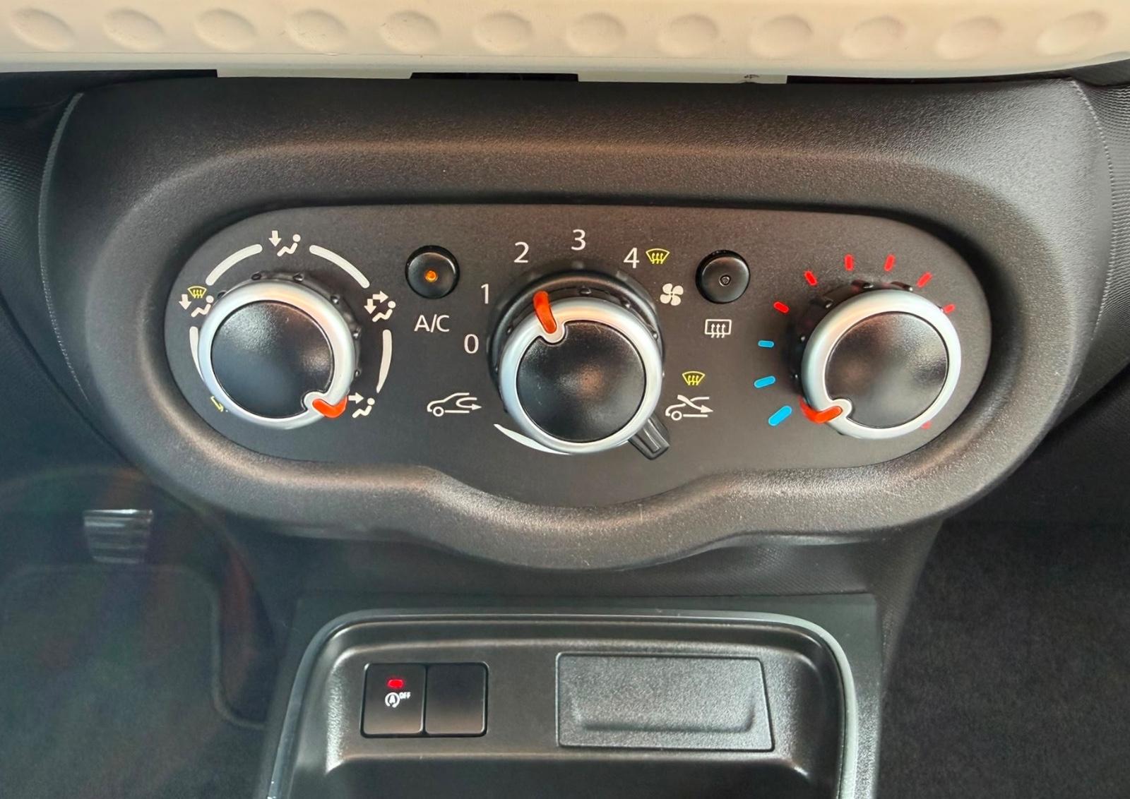 Renault Twingo Limited 2019 Wenig Km* TÜV&Inspektion NEU