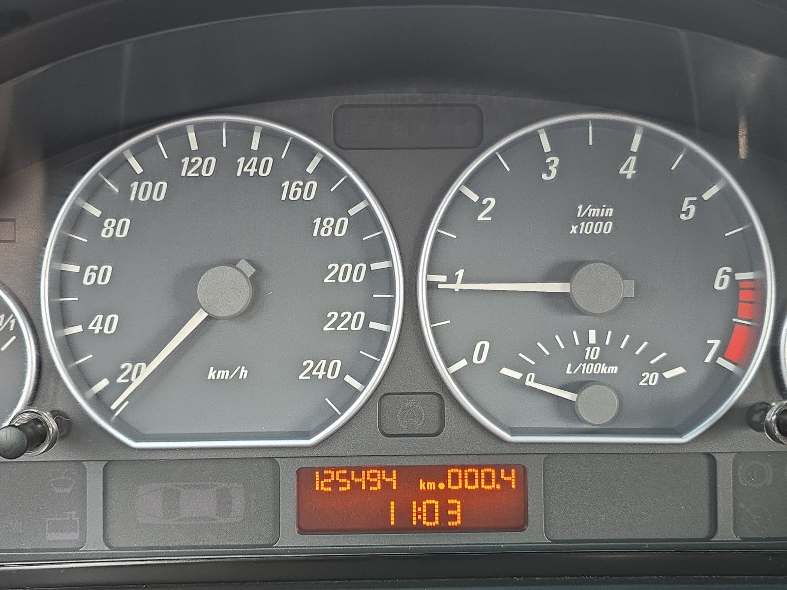 Fahrzeugabbildung BMW 330 Cabrio 330 Ci ///M Sport *XEN*Memory