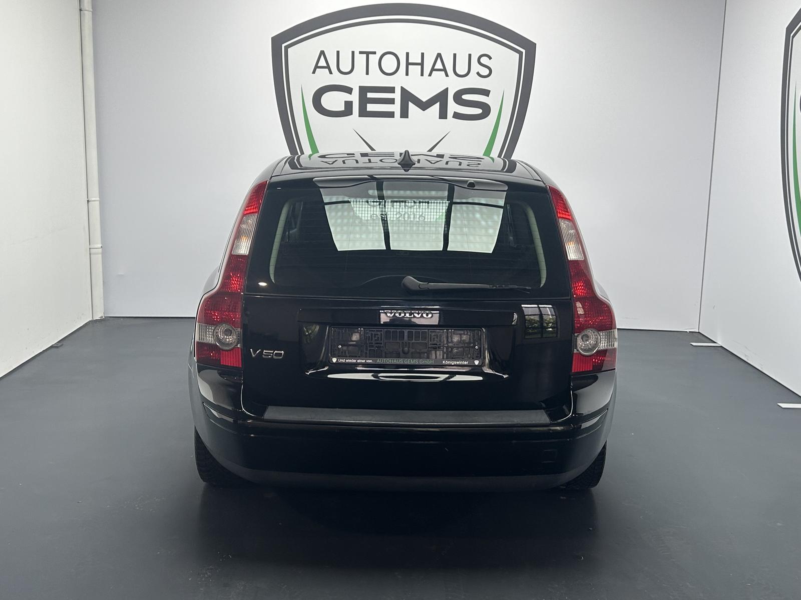 Volvo V50 2005 — photo 5