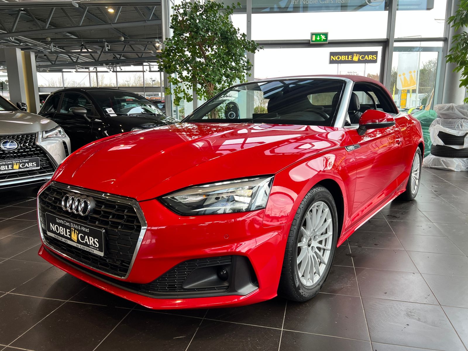 Fahrzeugabbildung Audi A5 Cabriolet 40 TFSI quattro HUD LED NAV RFK SHZ