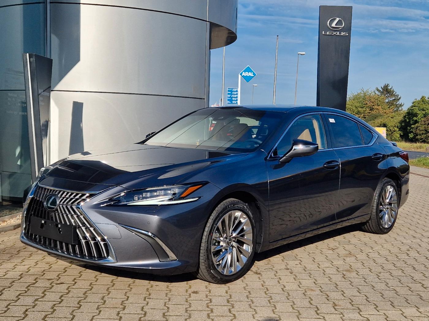 Lexus ES 300h Luxury Line ACC+LED+Navi+SD+SHZ+LM