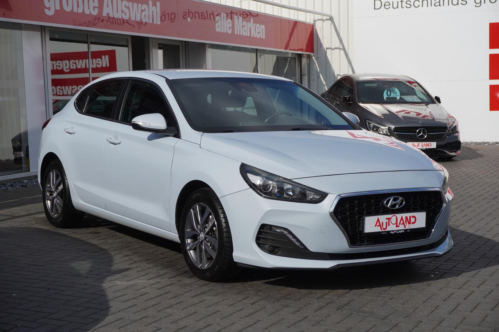Hyundai i30 Fastback 1.0 T-GDI Trend Sitzheizung PDC USB