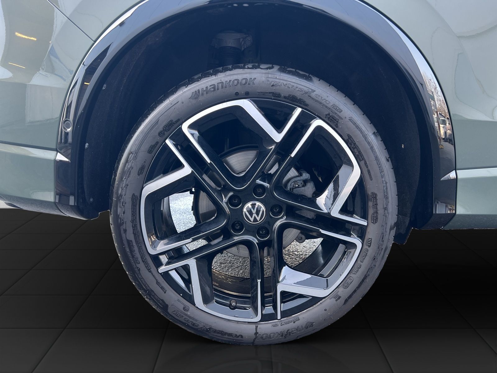 Tiguan R-Line 2.0 TDI 4M DSG Leder*AHK*Black Sty