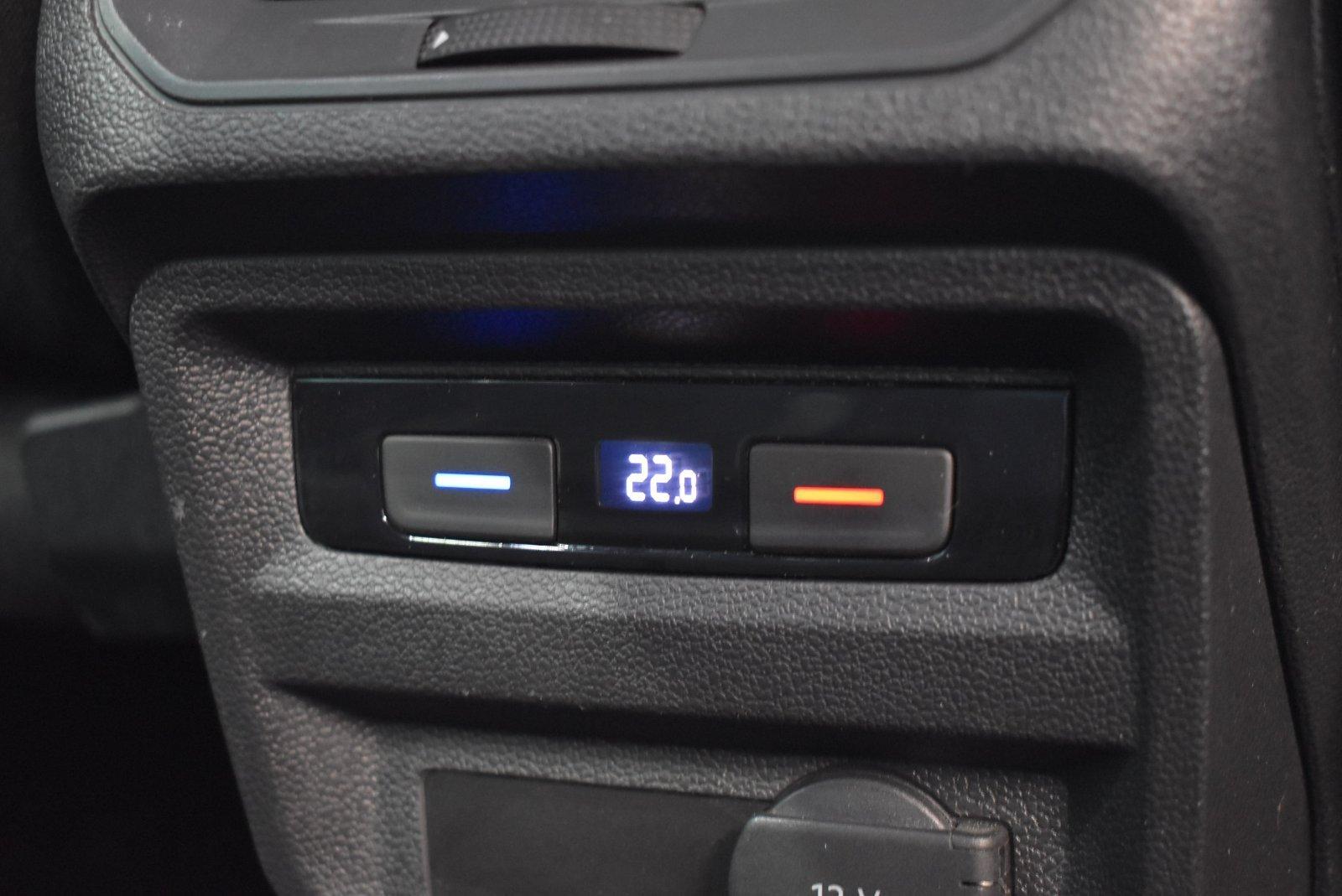 Volkswagen Tiguan 2.0 TDI DSG Highline AHK APP DAB
