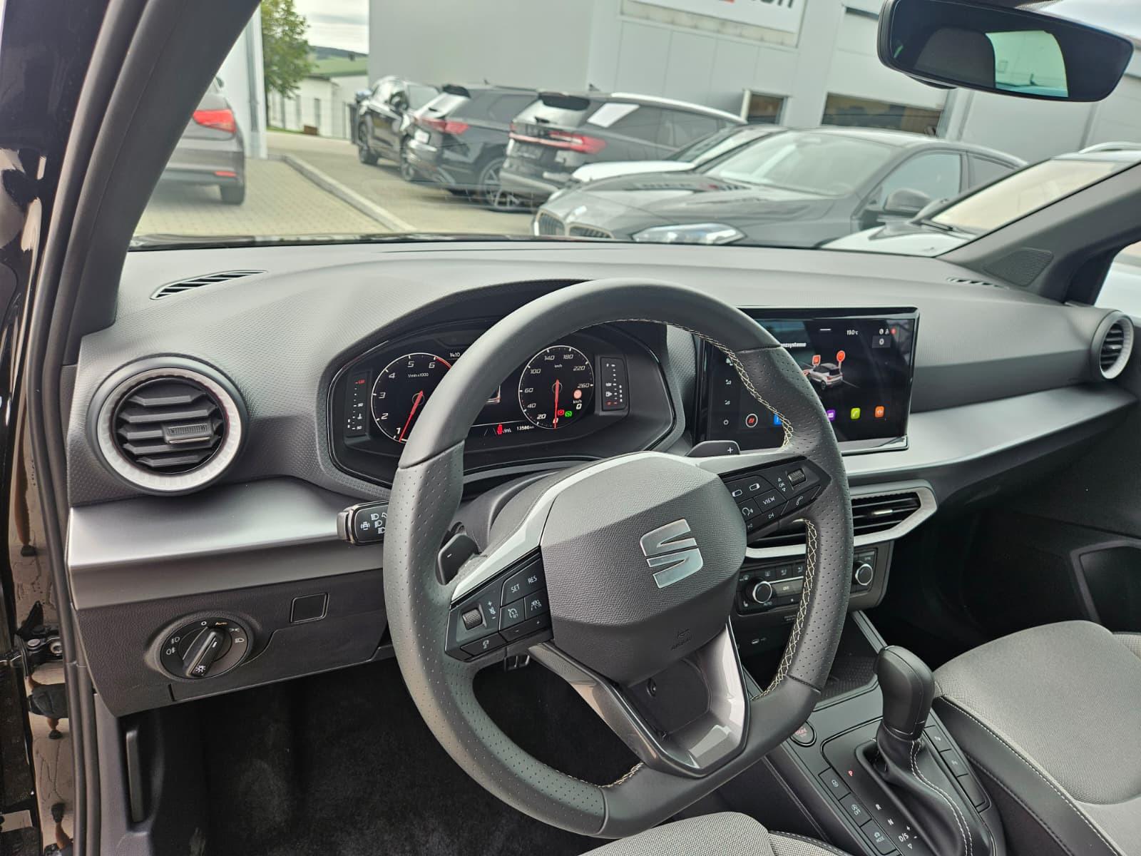 Seat Arona 1.5 TSI DSG FR Black Edition*LED*ACC*