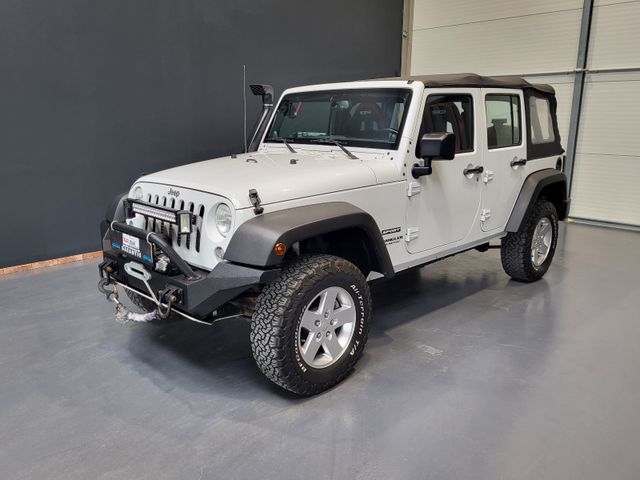 Jeep Wrangler Unlimited 2.8CRD Sport *Umbau*