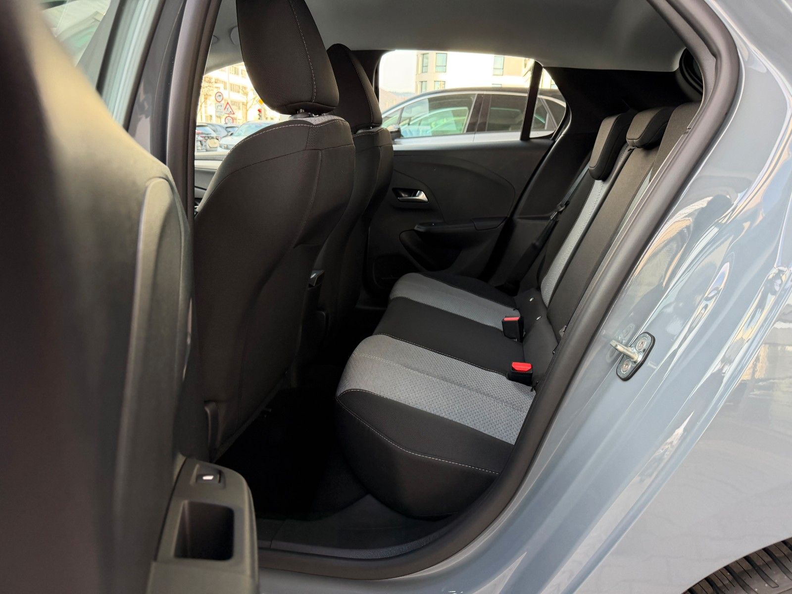 Fahrzeugabbildung Opel Corsa F Edition 110PS Hybrid Automatik/LED!