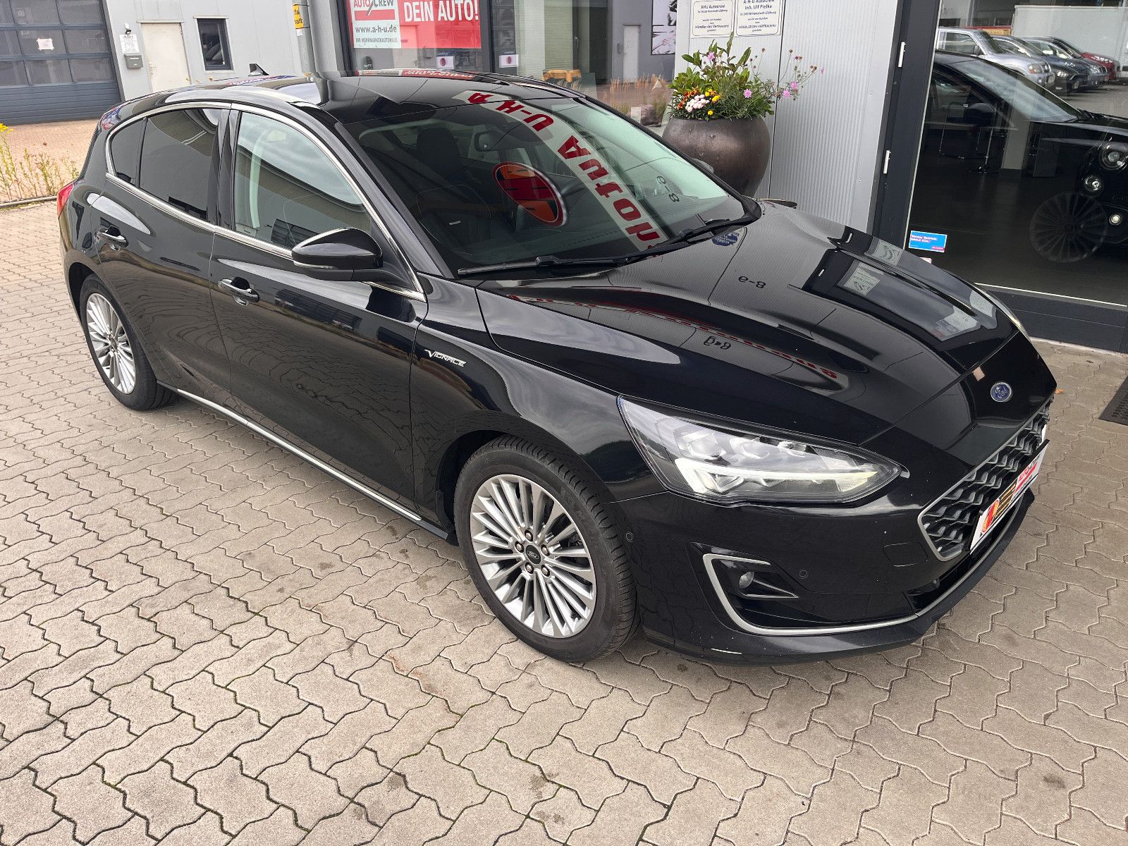 Fahrzeugabbildung Ford Focus Lim. Vignale