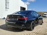 BMW 330 d M Sport Aut. NAVI LED VIRTUAL ACC - Limousinen mit Unfallschaden