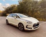 Citroën DS5 HDi 165 SportChic  - weiße Citroën DS5
