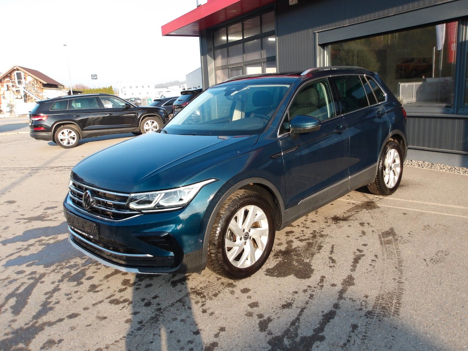 Volkswagen Tiguan Elegance TDI "GLSD" EXP € 17250.-