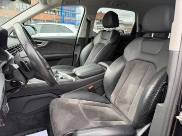 Audi Q7 - 12