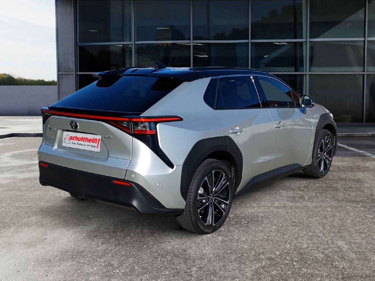Fahrzeugabbildung Toyota bZ4X AWD