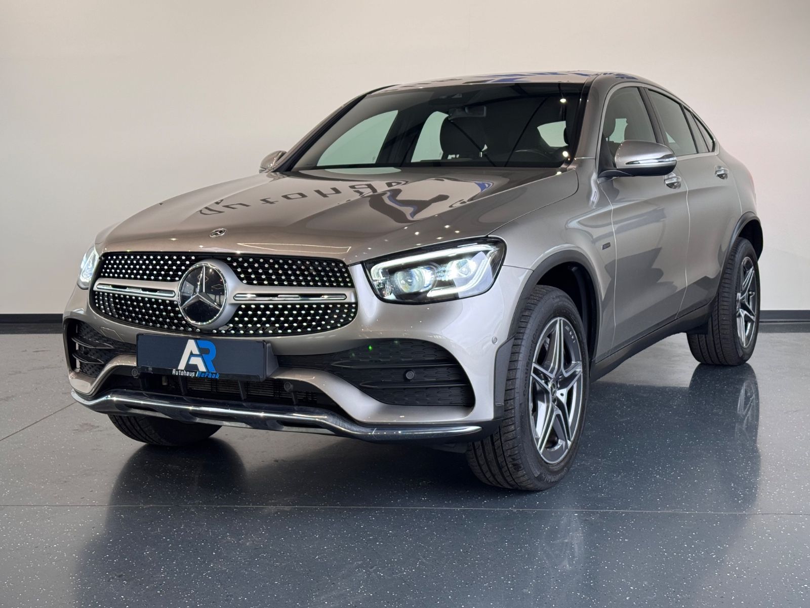 Mercedes-Benz GLC300de 4Matic AMG LED MULTIBEAM SHZ AMBIENTE foto 6