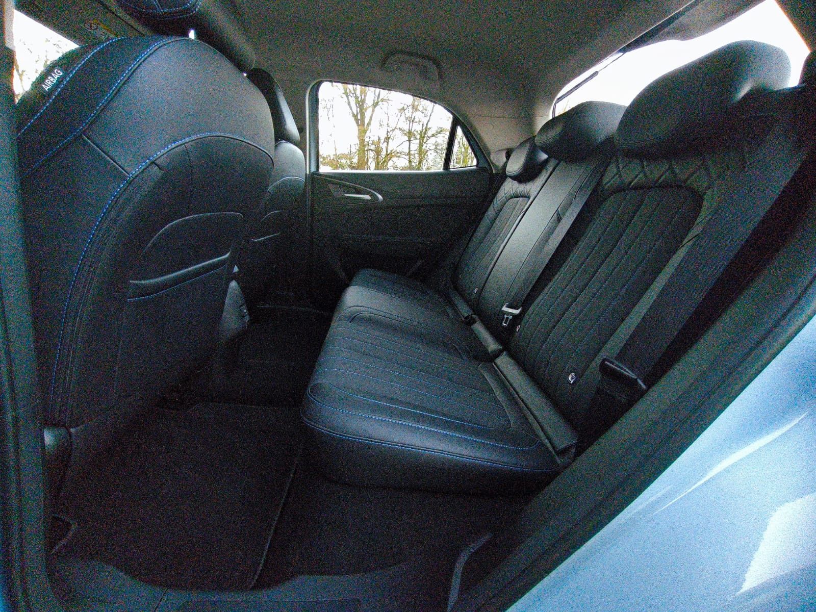 Fahrzeugabbildung ORA Funky Cat 300 NAVI+LED+TEMP+CARPLAY+360°+WP+