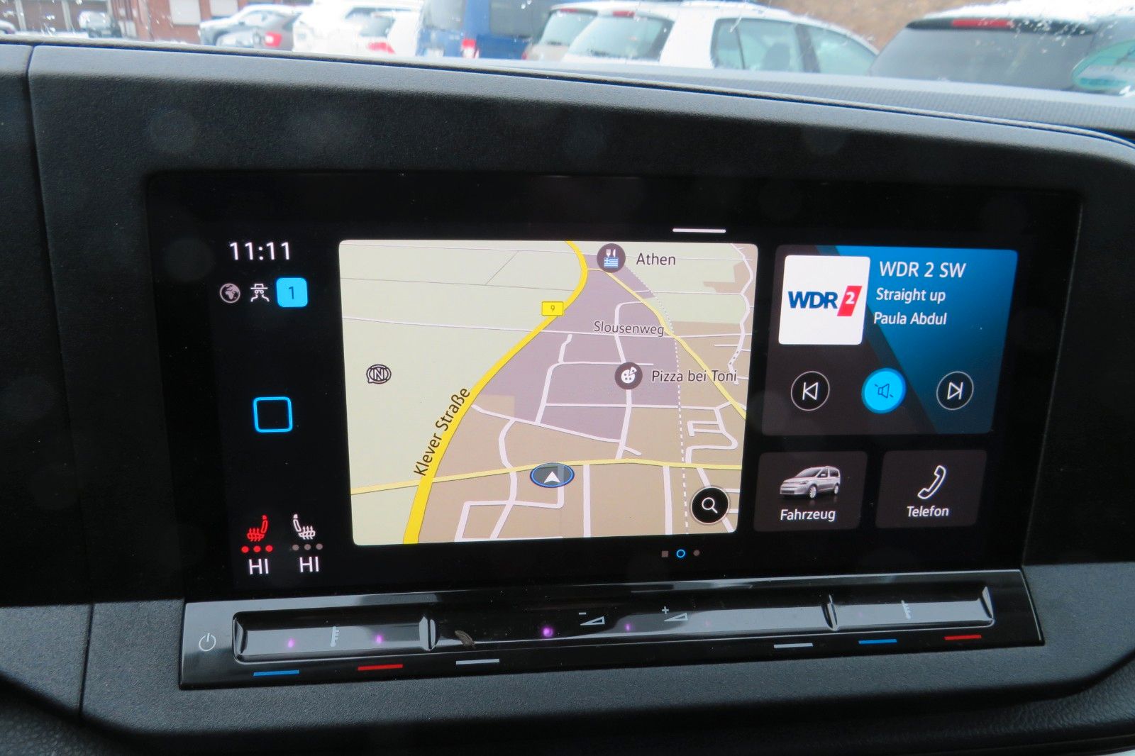 Fahrzeugabbildung Volkswagen Caddy Life DSG NAVI PDC SITZHEIZUNG 1.HD