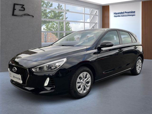 Hyundai i30 1.4 Benzin 6-M/T Select Berganfahrassistent