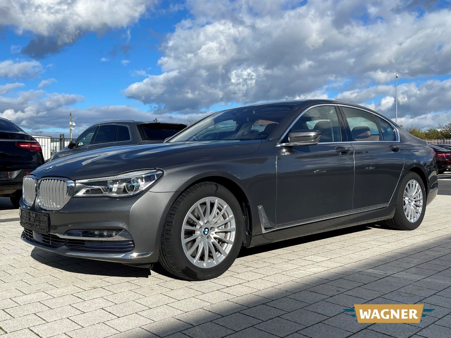 Fahrzeugabbildung BMW 750 i Lim Laserlicht Standheizung Massage