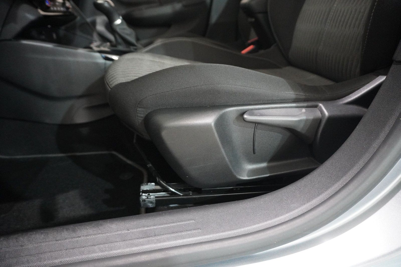 Fahrzeugabbildung Opel Corsa F 1.2 ELEGANCE NAVI/LED/TEMP./SPORT/DAB+