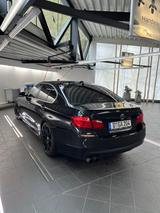 BMW 523i f10 mit Tüv fahrbereit  - BMW 523 in Duisburg