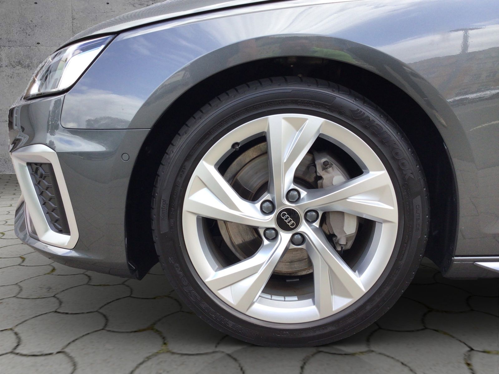 Audi A4 - Bild 13