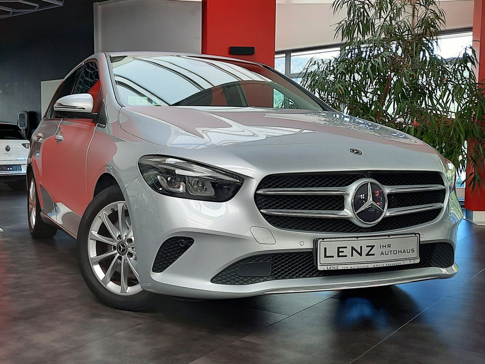 Fahrzeugabbildung Mercedes-Benz B 220 4Matic DSG *Navi*Assist*Cam*Tempomat*LED*