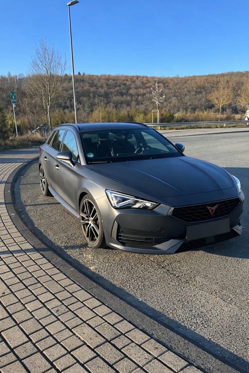 Image of Cupra Leon